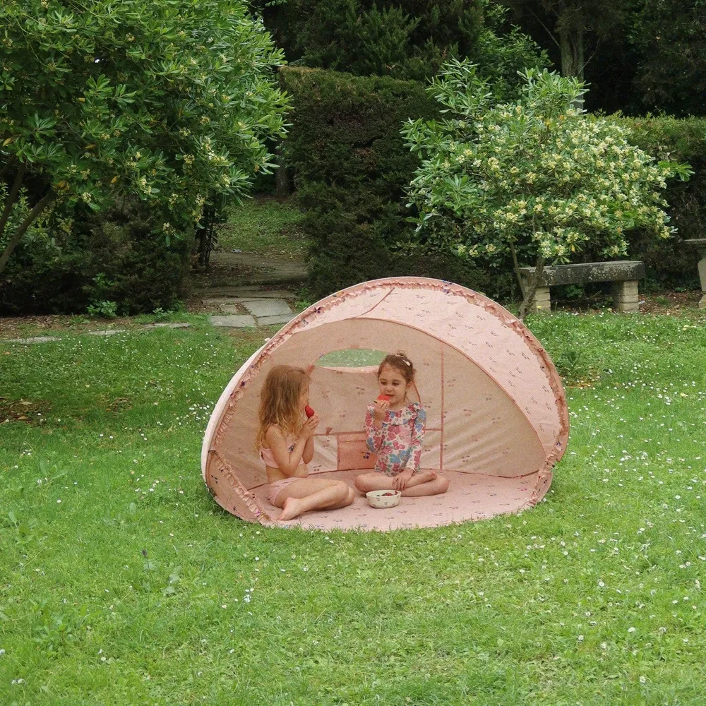 Konges Slojd Piccola tenda pop-up da spiaggia per bambini con copertura Ma Grande Fairy Cherry
