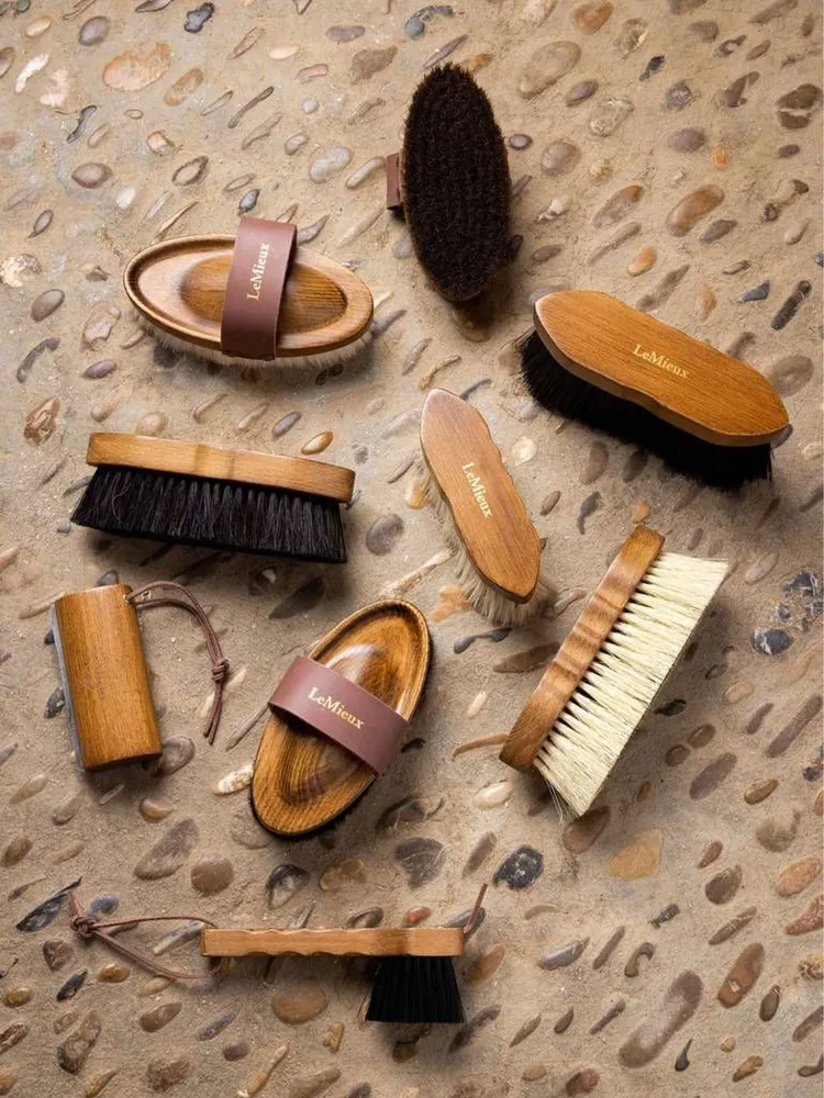 LeMieux Spazzole Artisan Marrone
