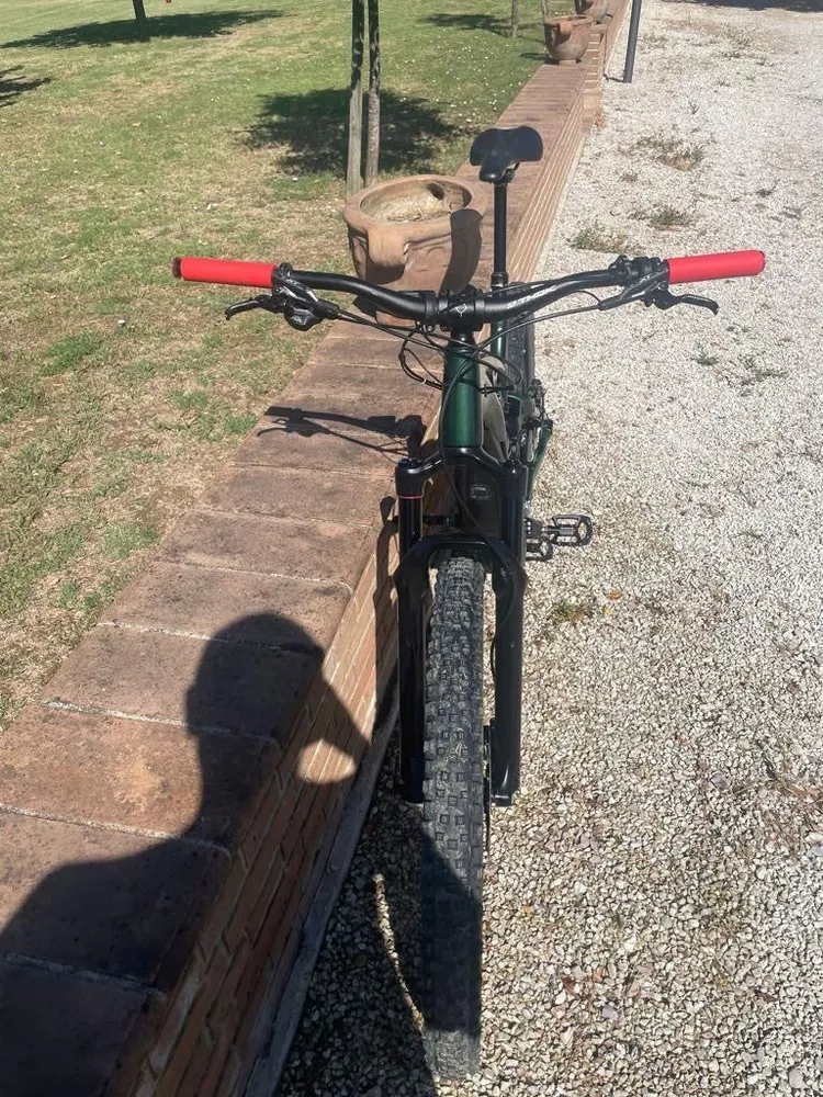 MTB elettrica bianmortizzata THOK tg. L