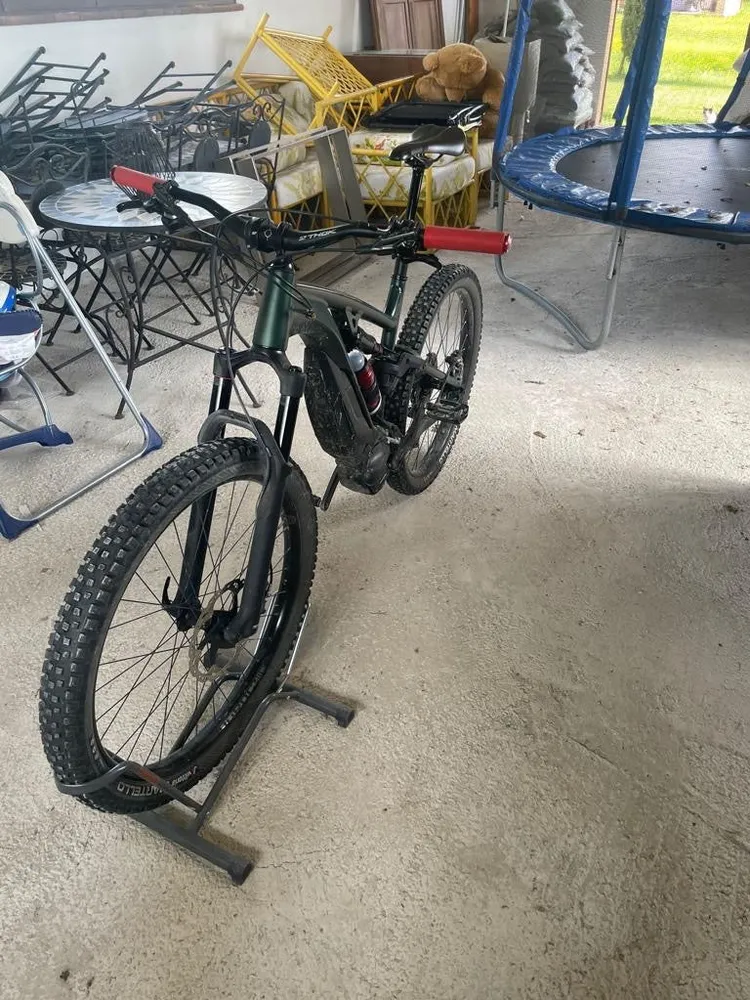 MTB elettrica bianmortizzata THOK tg. L