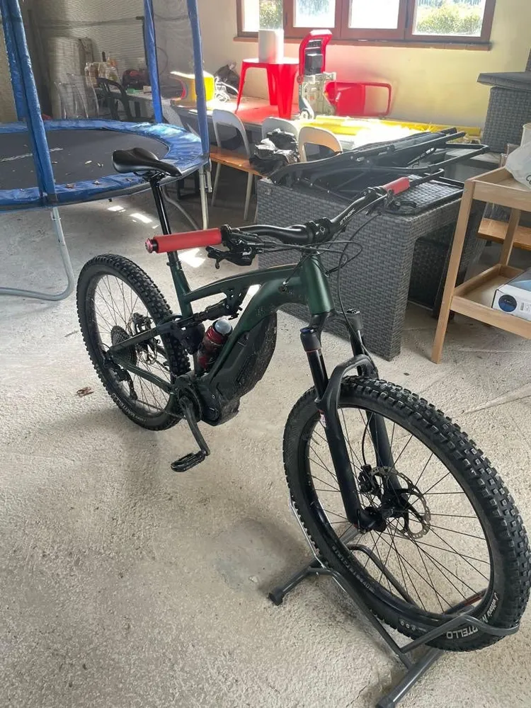 MTB elettrica bianmortizzata THOK tg. L