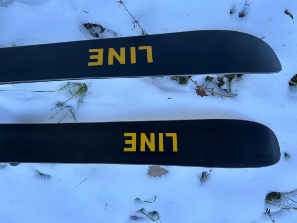 Sci Line vision 108 175cm r19 + attacco atomic shift + Pelli usati