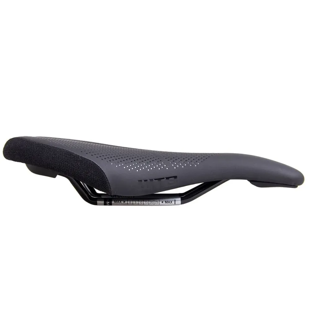 Sella WTB DEVA con binari CrMo da 145 mm nera