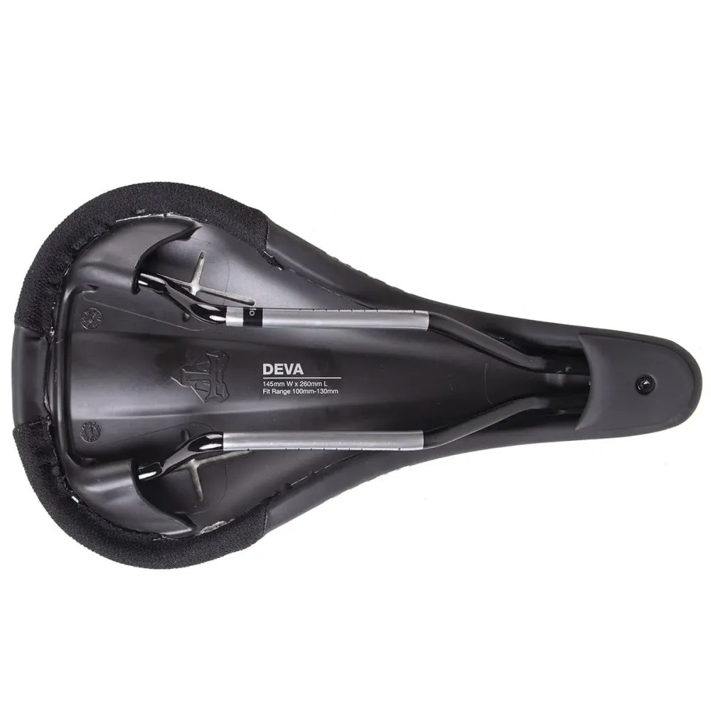 Sella WTB DEVA con binari CrMo da 145 mm nera