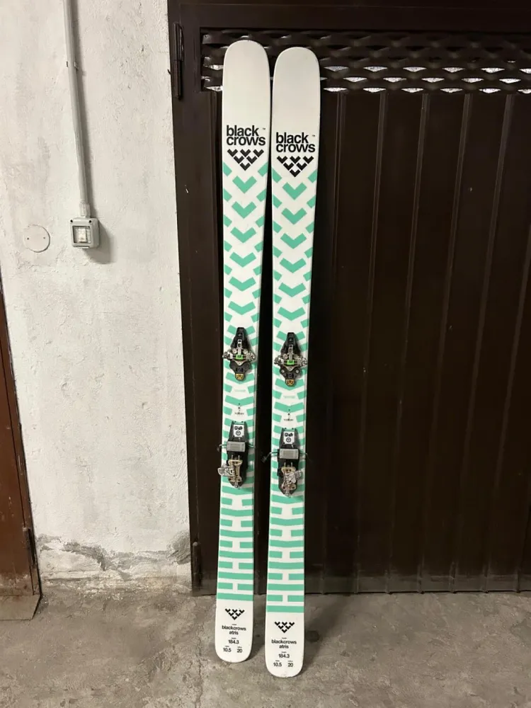 Set Sci freeride/scialpinismo Black Crows Atris 184 cm + pelli usati