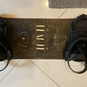 Tavola snowboard Drake 156cm wide con attacchi Union usata