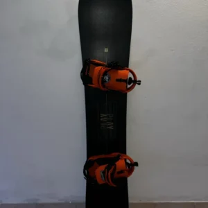 Tavola Snowboard Play Nidecker 2024 usata